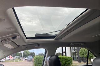 2017 Chevrolet Equinox Premier — photo 24
