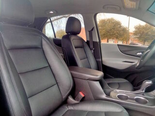 2019 Chevrolet Equinox LS — photo 21