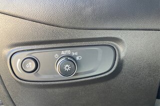 2020 Chevrolet Equinox LT — photo 19