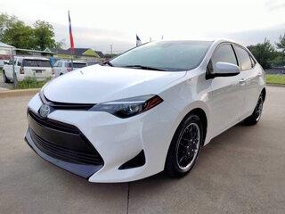 2019 Toyota Corolla LE — photo 1