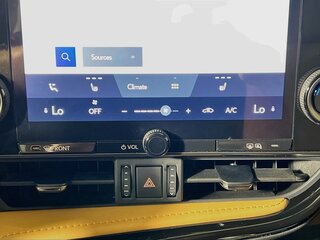 2025 Lexus NX 250 — photo 23