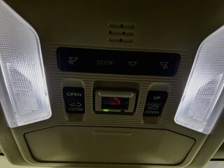 2025 Toyota Rav4 XLE Premium — photo 18
