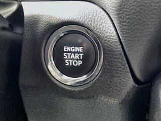 2025 Toyota Rav4 XLE Premium — photo 20