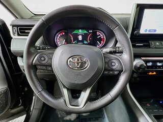 2025 Toyota Rav4 XLE Premium — photo 15