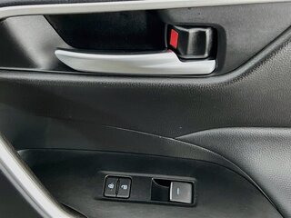 2025 Toyota Rav4 XLE Premium — photo 28