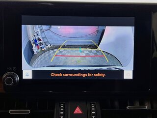 2025 Toyota Rav4 XLE Premium — photo 24