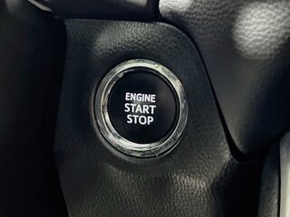 2025 Toyota Rav4 XLE Premium — photo 19