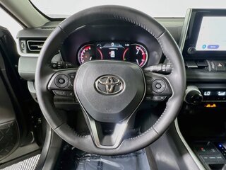 2025 Toyota Rav4 XLE Premium — photo 15
