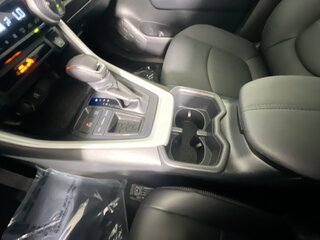 2025 Toyota Rav4 XLE Premium — photo 22