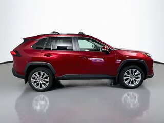 2025 Toyota Rav4 XLE Premium — photo 2