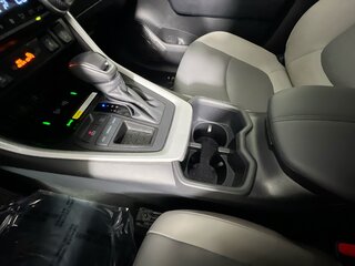 2025 Toyota Rav4 XLE Premium — photo 22