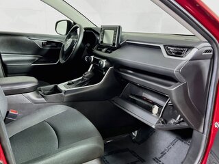 2021 Toyota Rav4 LE — photo 32