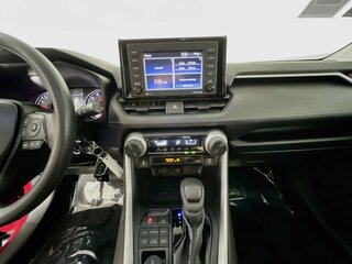 2021 Toyota Rav4 LE — photo 22