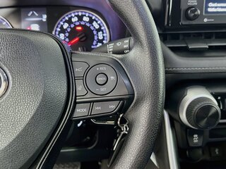 2021 Toyota Rav4 LE — photo 17