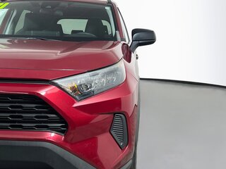 2021 Toyota Rav4 LE — photo 9