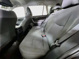 2025 Toyota Rav4 LE — photo 25