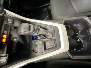 2025 Toyota Rav4 LE — photo 21