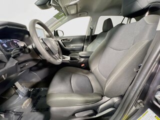 2025 Toyota Rav4 LE — photo 12