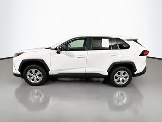 2022 Toyota Rav4 LE — photo 6