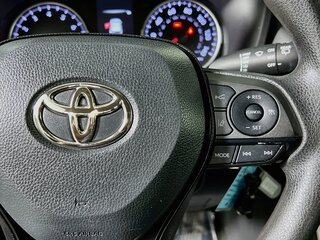 2022 Toyota Rav4 LE — photo 16