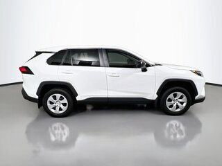 2025 Toyota Rav4 LE — photo 2