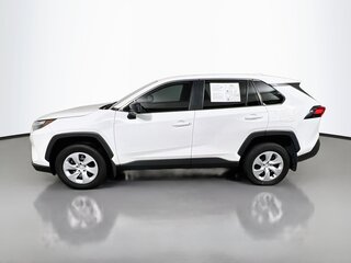 2025 Toyota Rav4 LE — photo 6