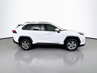 2024 Toyota Rav4 XLE — photo 2