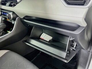 2024 Toyota Rav4 XLE — photo 32
