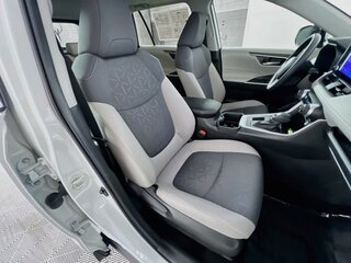 2024 Toyota Rav4 XLE — photo 28