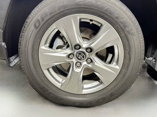 2024 Toyota Rav4 XLE — photo 11
