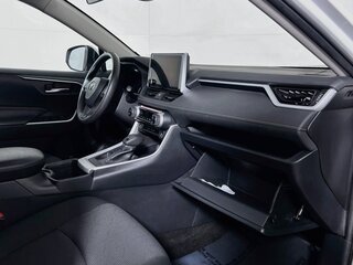 2025 Toyota Rav4 XLE — photo 32