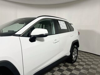 2025 Toyota Rav4 XLE — photo 10