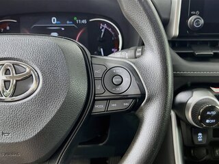 2025 Toyota Rav4 XLE — photo 17