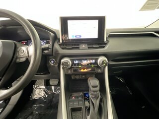 2025 Toyota Rav4 XLE — photo 21