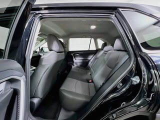 2025 Toyota Rav4 XLE — photo 25