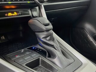 2025 Toyota Rav4 XLE — photo 20