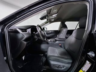 2025 Toyota Rav4 XLE — photo 11