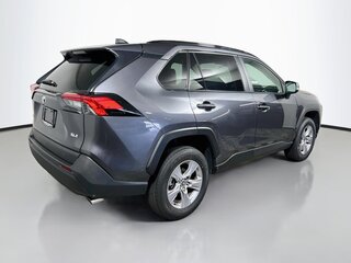 2025 Toyota Rav4 XLE — photo 3