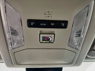 2025 Toyota Rav4 XLE — photo 18