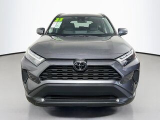 2025 Toyota Rav4 XLE — photo 8