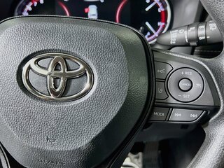 2025 Toyota Rav4 XLE — photo 17