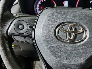 2025 Toyota Rav4 XLE — photo 16