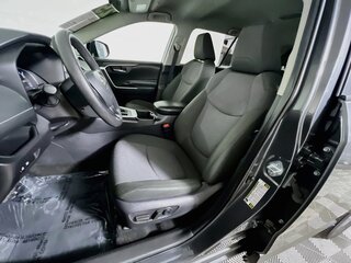 2025 Toyota Rav4 XLE — photo 12