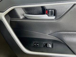 2025 Toyota Rav4 XLE — photo 29
