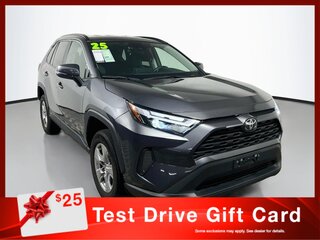 2025 Toyota Rav4 XLE — photo 1