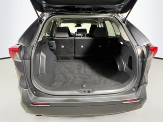 2025 Toyota Rav4 XLE — photo 31