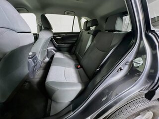 2025 Toyota Rav4 XLE — photo 26