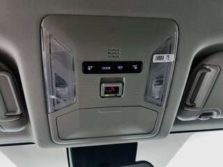 2025 Toyota Rav4 XLE — photo 18