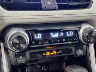 2023 Toyota Rav4 XLE — photo 23