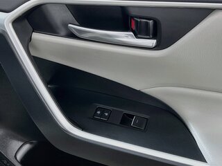 2023 Toyota Rav4 XLE — photo 29